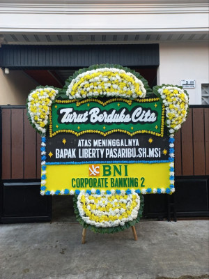Papan Bunga Duka di Kembangbahu